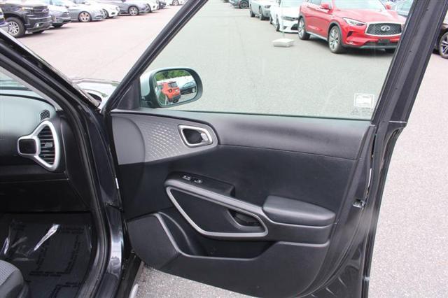 used 2021 Kia Soul car, priced at $14,999