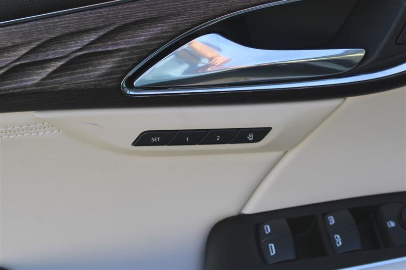 used 2023 Buick Envision car, priced at $23,999