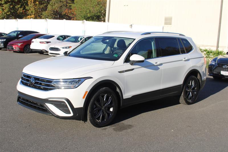used 2024 Volkswagen Tiguan car, priced at $18,999