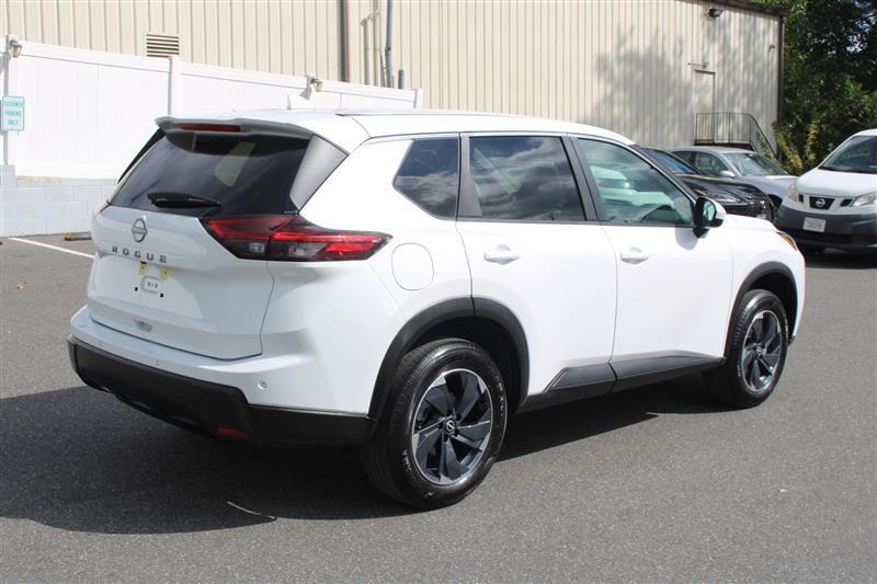 used 2025 Nissan Rogue car, priced at $18,999