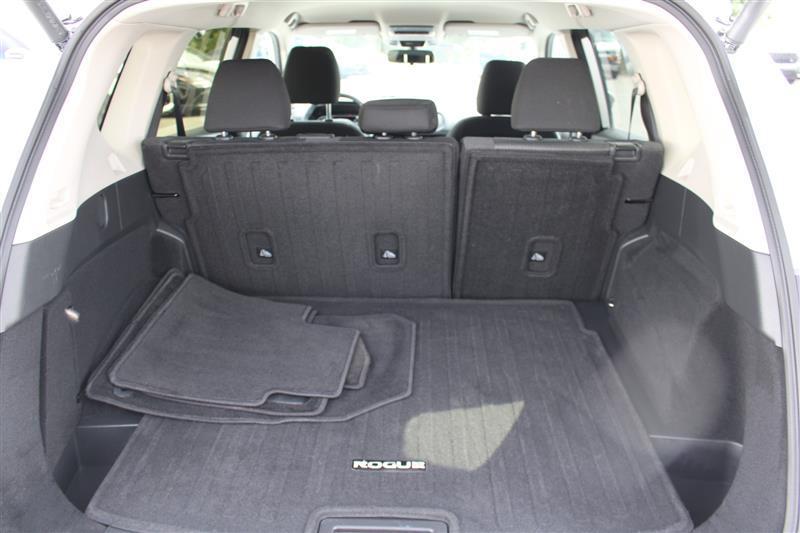 used 2025 Nissan Rogue car, priced at $18,999