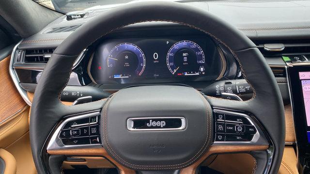 new 2025 Jeep Grand Cherokee car, priced at $60,989