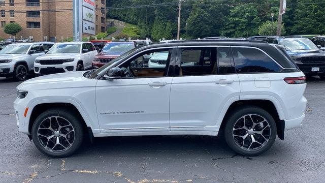 new 2025 Jeep Grand Cherokee car, priced at $60,989