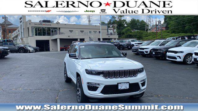new 2025 Jeep Grand Cherokee car, priced at $60,989