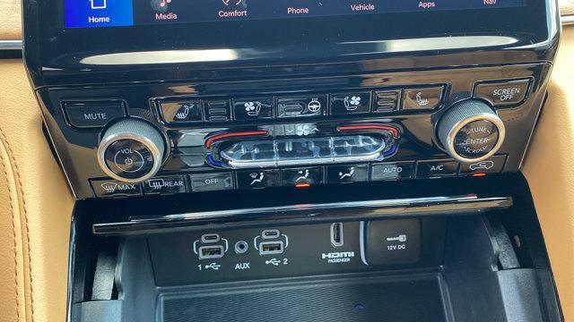 new 2025 Jeep Grand Cherokee car, priced at $60,989