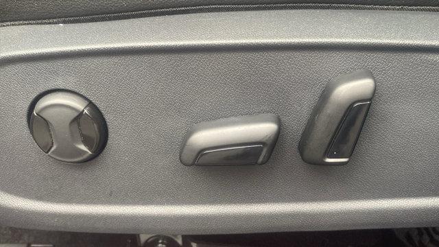 used 2022 Volkswagen Jetta car, priced at $19,655