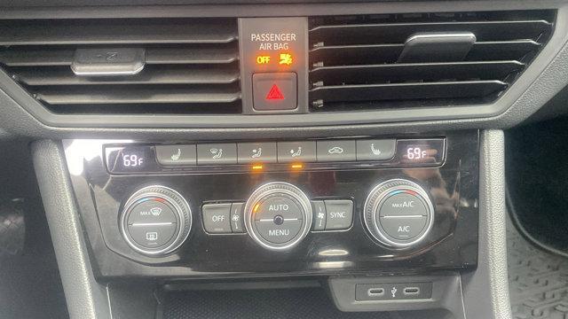 used 2022 Volkswagen Jetta car, priced at $19,655
