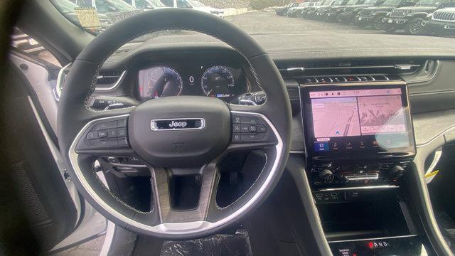 new 2025 Jeep Grand Cherokee car, priced at $47,965