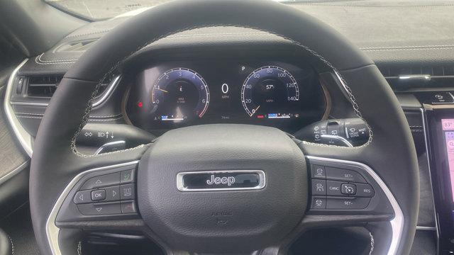 new 2025 Jeep Grand Cherokee car, priced at $47,965