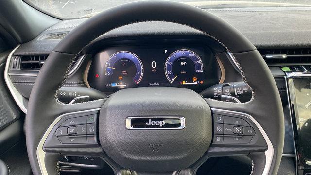 new 2025 Jeep Grand Cherokee car, priced at $40,345