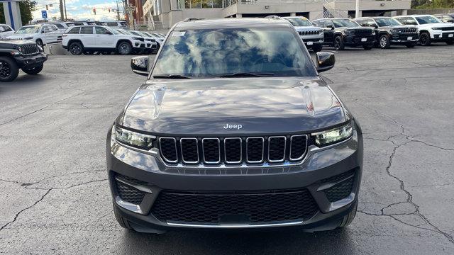 new 2025 Jeep Grand Cherokee car, priced at $40,345