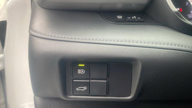 used 2022 Toyota Highlander car, priced at $35,899