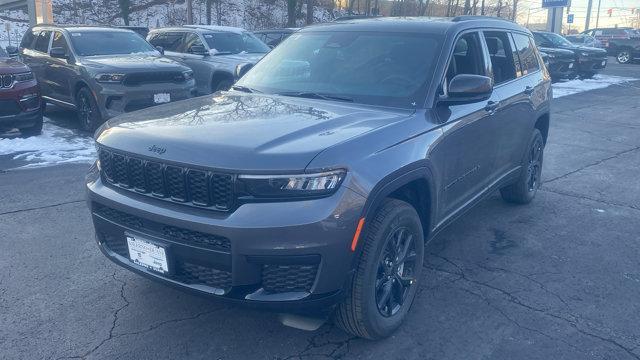 new 2025 Jeep Grand Cherokee L car, priced at $45,030