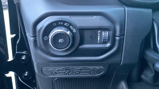 new 2025 Jeep Wrangler car, priced at $55,727