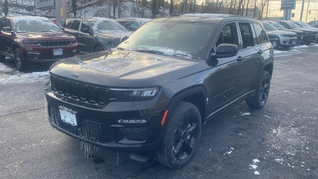 new 2025 Jeep Grand Cherokee car, priced at $46,020