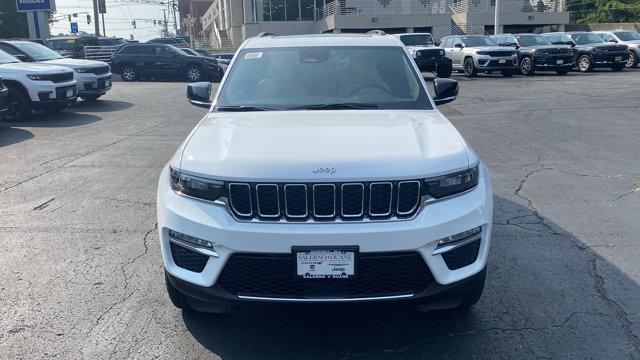 new 2025 Jeep Grand Cherokee car, priced at $44,565