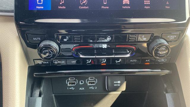 new 2025 Jeep Grand Cherokee car, priced at $44,565