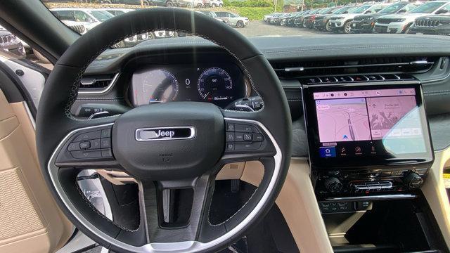 new 2025 Jeep Grand Cherokee car, priced at $44,565