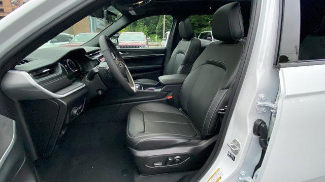 new 2025 Jeep Grand Cherokee L car, priced at $50,842