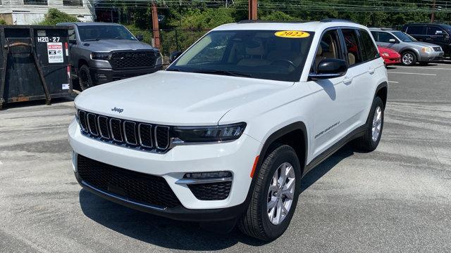 used 2022 Jeep Grand Cherokee car, priced at $34,025