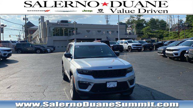 new 2025 Jeep Grand Cherokee car, priced at $52,585