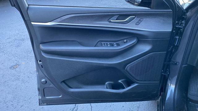 new 2025 Jeep Grand Cherokee L car, priced at $44,920