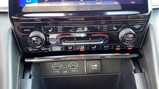 new 2025 Jeep Grand Cherokee car, priced at $46,910