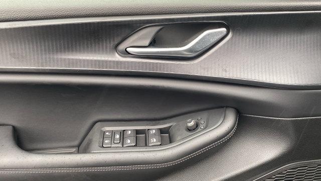 new 2025 Jeep Grand Cherokee car, priced at $44,595