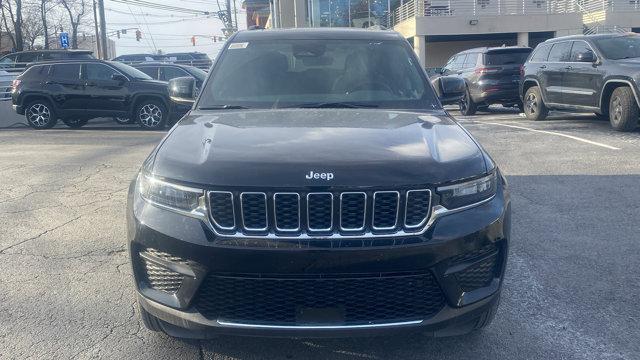 new 2025 Jeep Grand Cherokee car, priced at $41,470