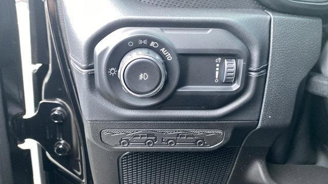 new 2025 Jeep Wrangler car, priced at $60,417