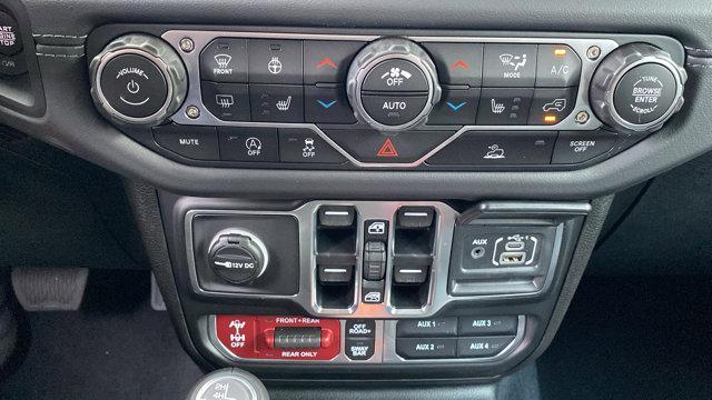 new 2025 Jeep Wrangler car, priced at $60,417