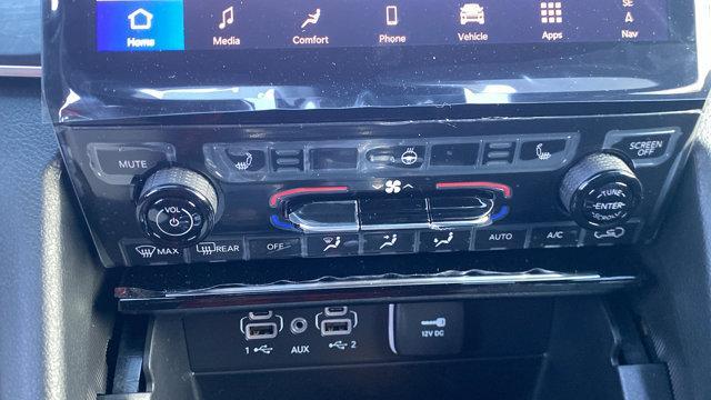 new 2025 Jeep Grand Cherokee car, priced at $43,590