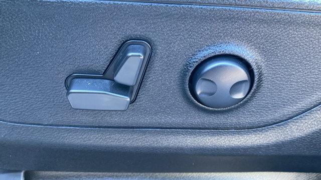 used 2022 Ram 1500 car, priced at $33,612