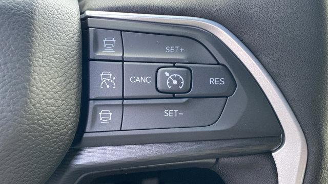 new 2025 Jeep Grand Cherokee L car, priced at $47,295