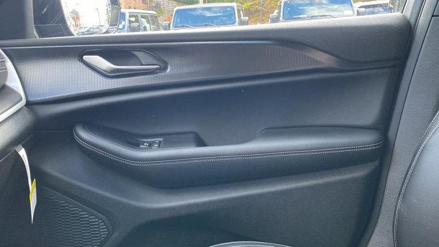 new 2025 Jeep Grand Cherokee L car, priced at $47,295