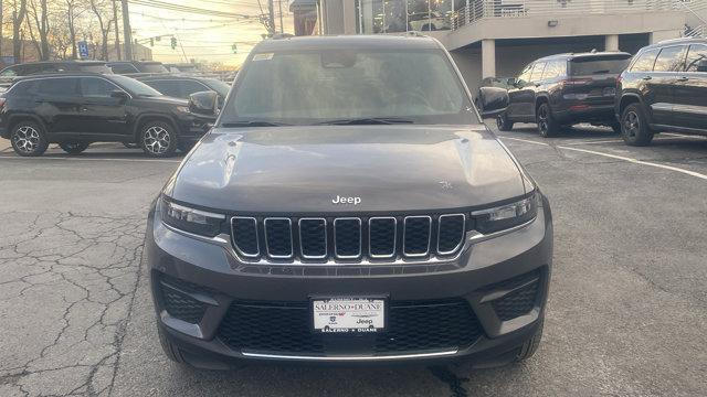 new 2025 Jeep Grand Cherokee car, priced at $39,970