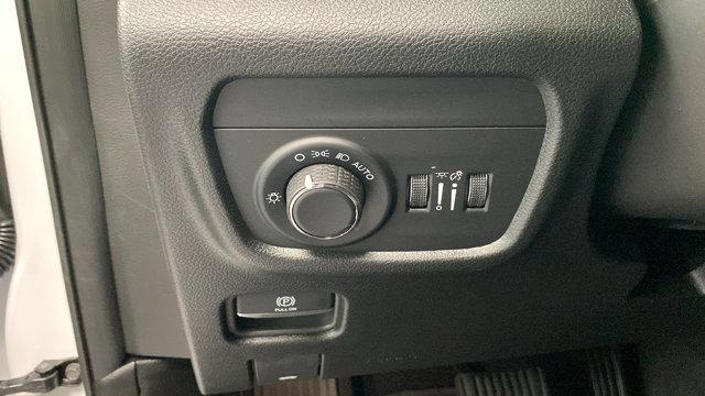 new 2025 Jeep Grand Cherokee car, priced at $42,115