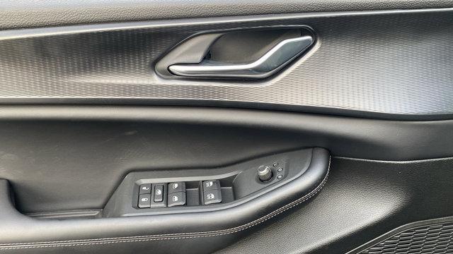 new 2025 Jeep Grand Cherokee L car, priced at $46,217