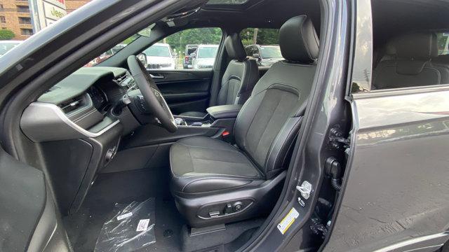 new 2025 Jeep Grand Cherokee L car, priced at $46,217