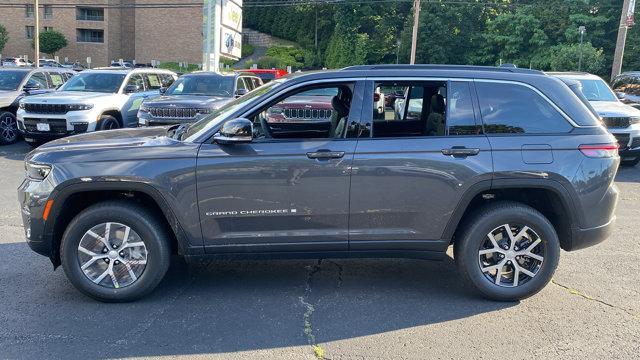 new 2025 Jeep Grand Cherokee car, priced at $46,585