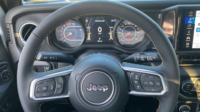 new 2025 Jeep Wrangler car, priced at $52,640