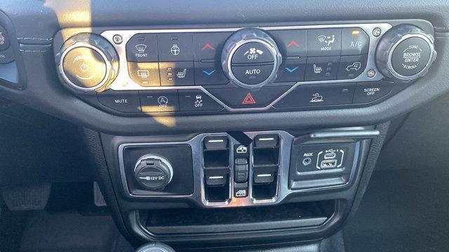 new 2025 Jeep Wrangler car, priced at $52,640