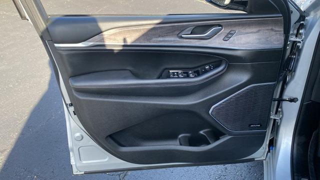 used 2024 Jeep Grand Cherokee car, priced at $43,244