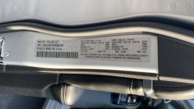 used 2024 Jeep Grand Cherokee car, priced at $43,244