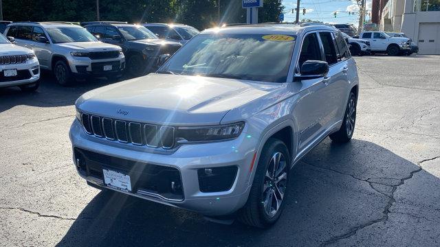 used 2024 Jeep Grand Cherokee car, priced at $43,244