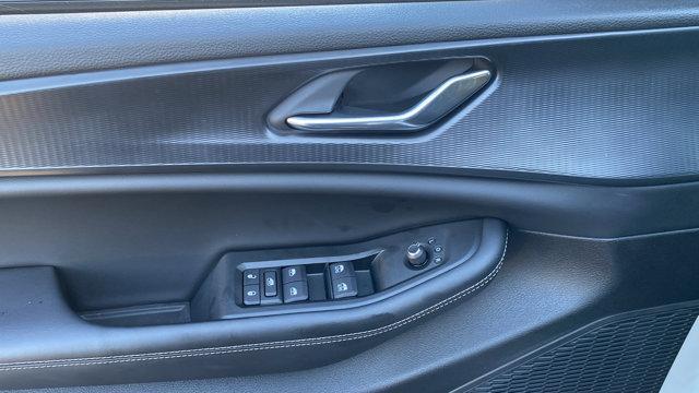 used 2025 Jeep Grand Cherokee car, priced at $40,162