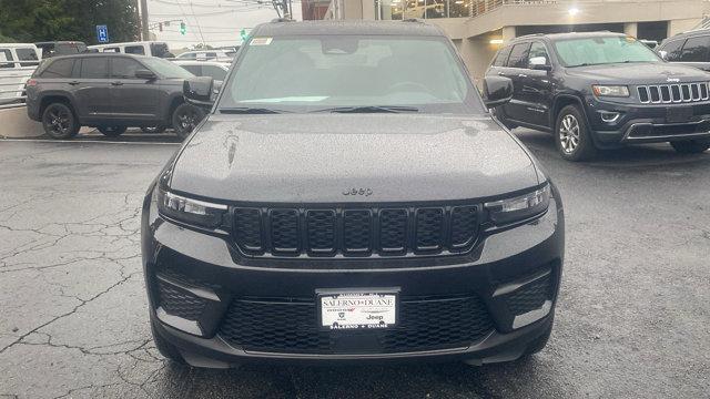 new 2025 Jeep Grand Cherokee car, priced at $45,675