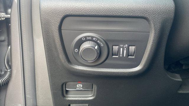 new 2025 Jeep Grand Cherokee L car, priced at $47,212