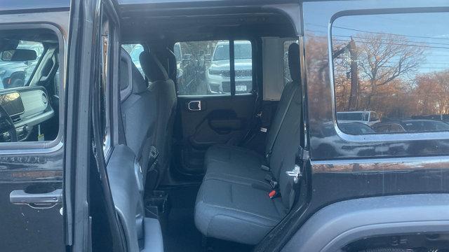 new 2025 Jeep Wrangler car, priced at $49,985