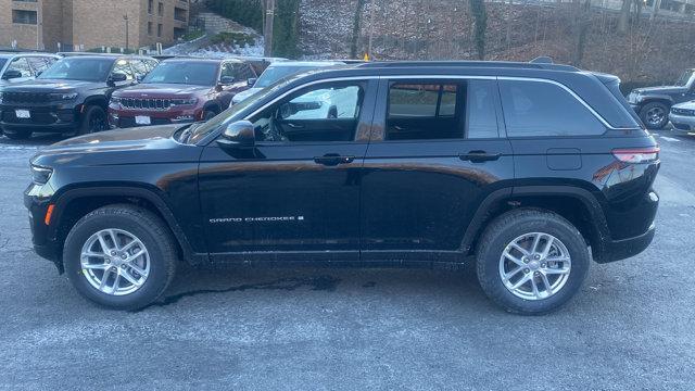 new 2025 Jeep Grand Cherokee car, priced at $38,970